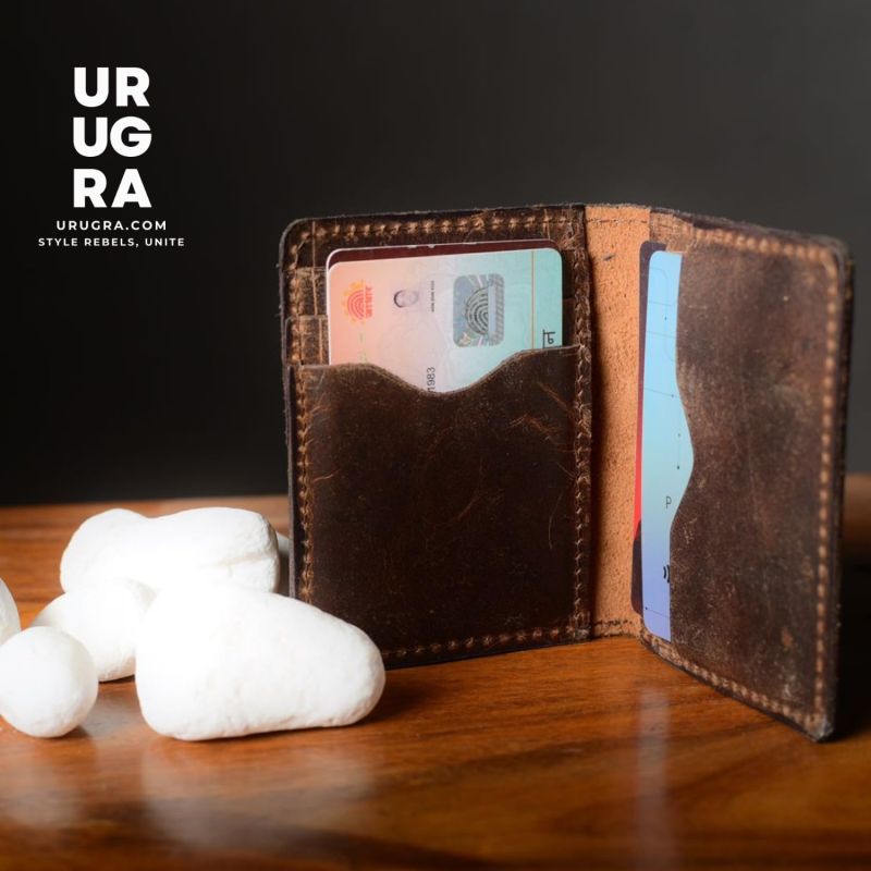 Information graphic from the Amazon listing for urugra RFID & NFC Blocking Wallet for Men