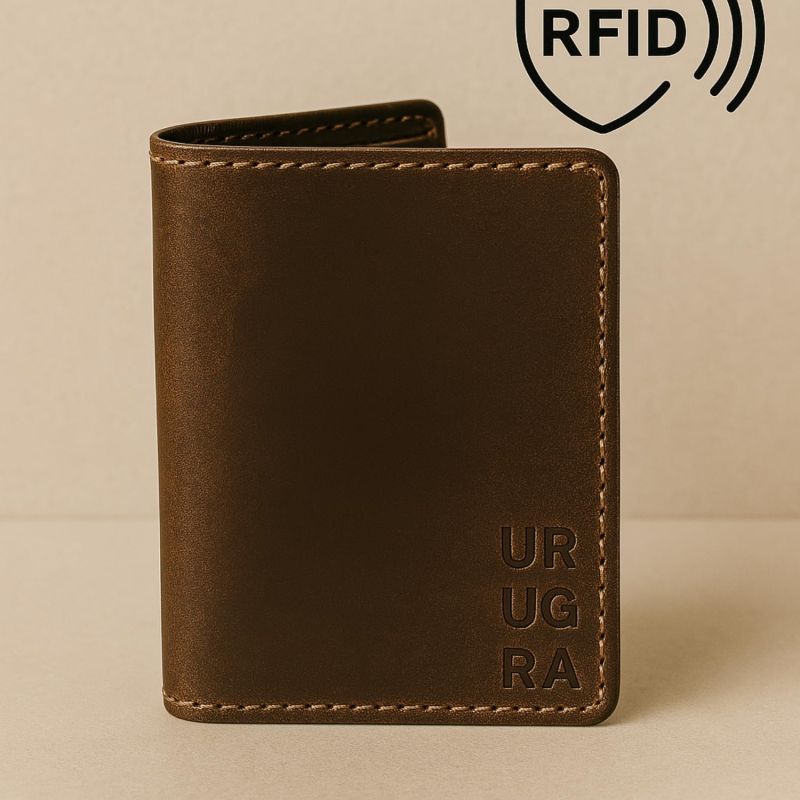 Information graphic from the Amazon listing for tinydabba RFID & NFC Blocking Wallet for Men